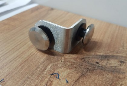 Cam Cama K&ouml;şe Tutucu